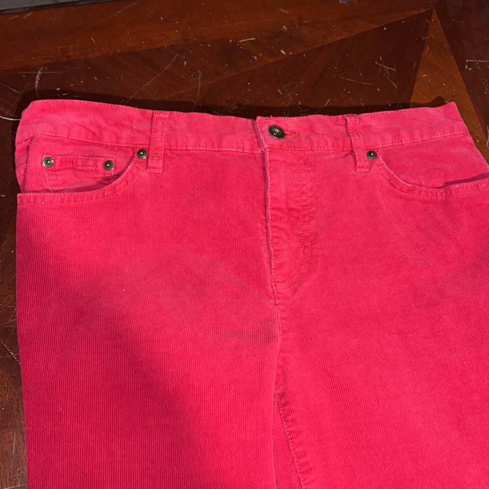Ralph Lauren. Size 8. Excellent Condition. Red. Warm. Comfortable - Picture 3 of 5